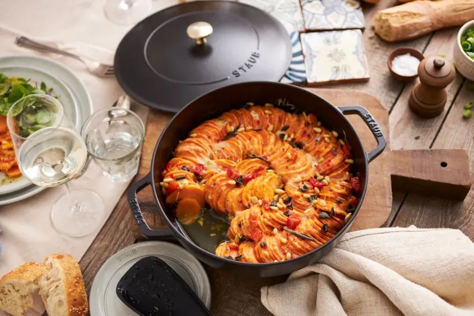 Sartén para saltear Staub Chistera de hierro fundido Ø24 cm, Negro