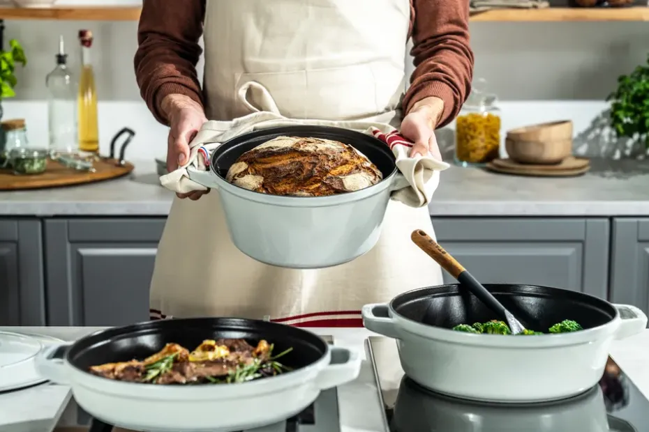 Set de ollas y sartenes Staub apilables 5 piezas, White truffle