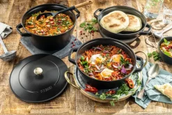 Set de ollas y sartenes Staub apilables 5 piezas, Negro