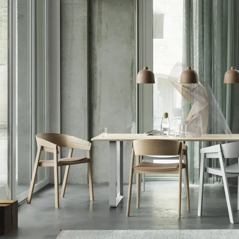 Silla con reposabrazos Cover, roble