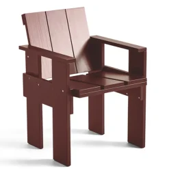 Silla de comedor Crate con reposabrazos en pino lacado, Rojo hierro