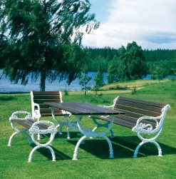 Sofá Byarum, Pino impregnado, soporte verde, 155 cm