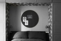 Tablero de notas Retell pinboard Ø80 cm, negro-latón