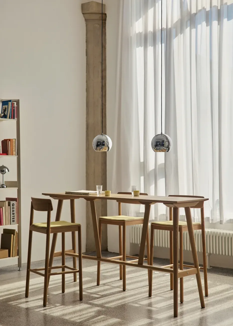 Taburete Betty TK17 Bar Chair 75 cm, Fuse 0421-roble lacado