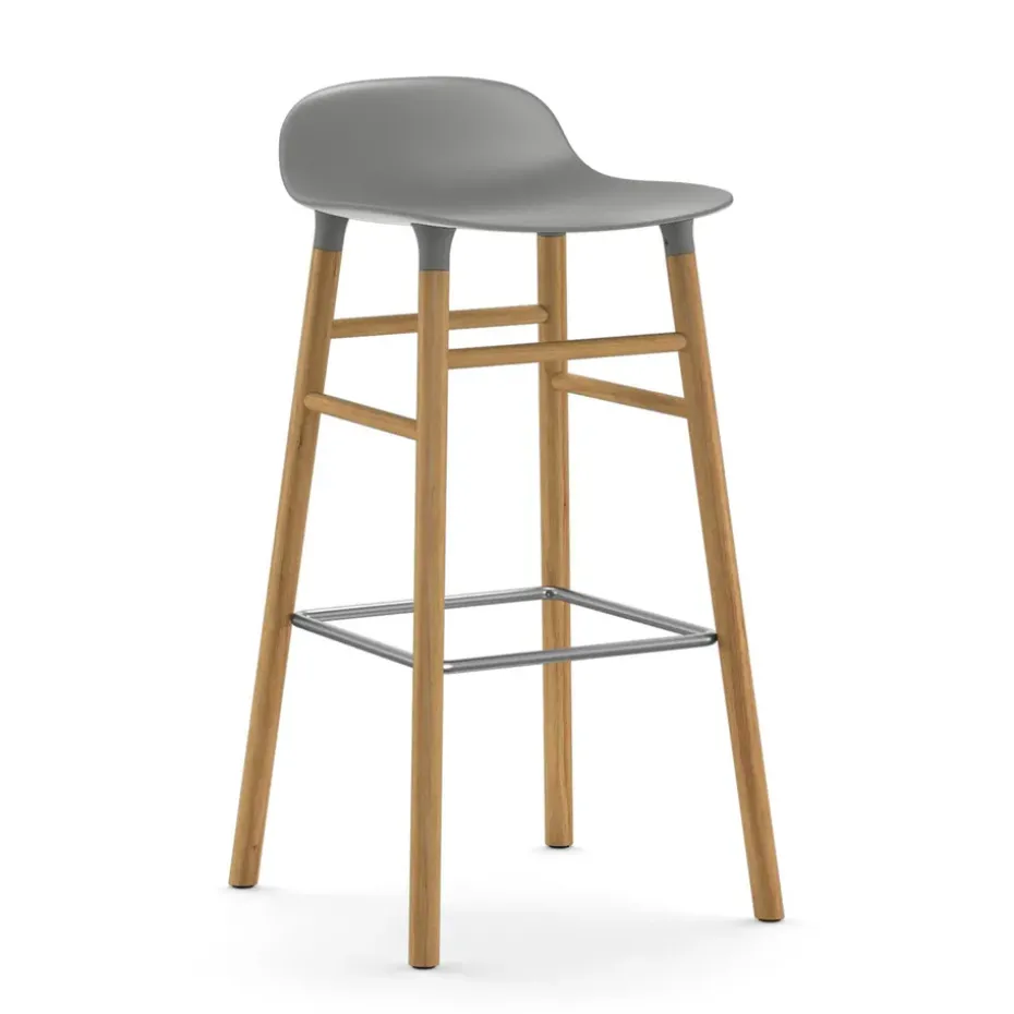 Taburete de bar con patas de roble Form , gris