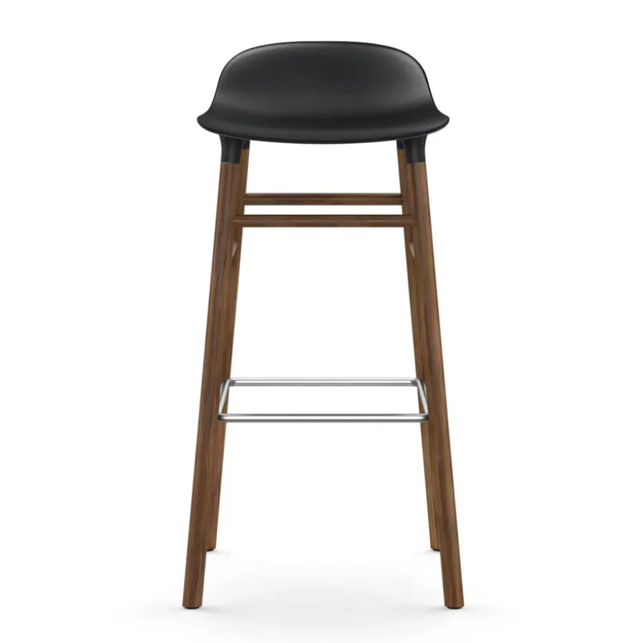 Taburete de bar con patas de nogal Form, negro