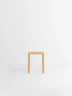 Taburete Moebe Peg 35x27,5x44 cm, Roble