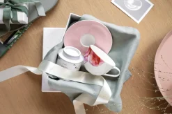 Taza con plato Rose Garden, Rosa-blanco