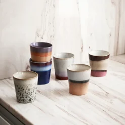 Taza 70's, Frost