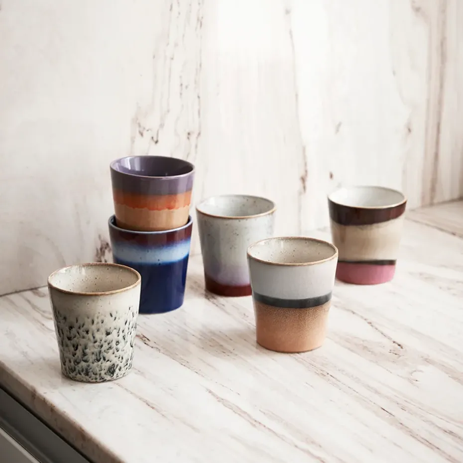 Taza 70's, Frost