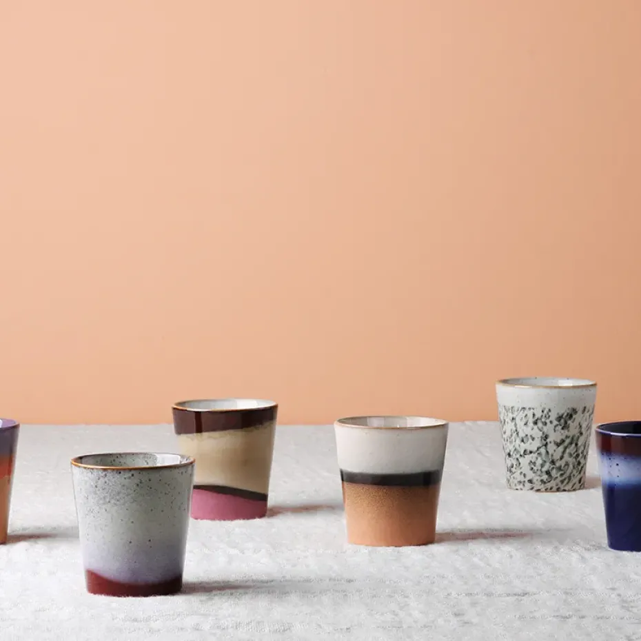 Taza 70's, Frost