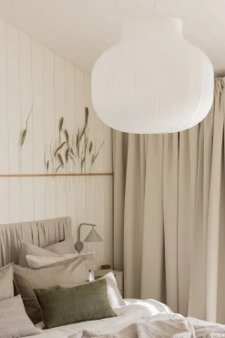 Tela Sabina, Beige