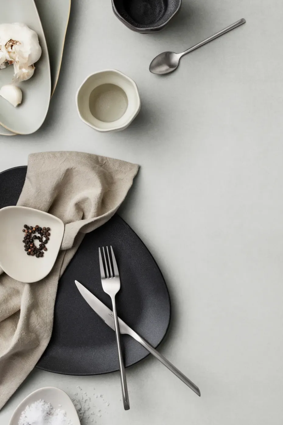 Tenedor de mesa Sletten, Flana satin forged