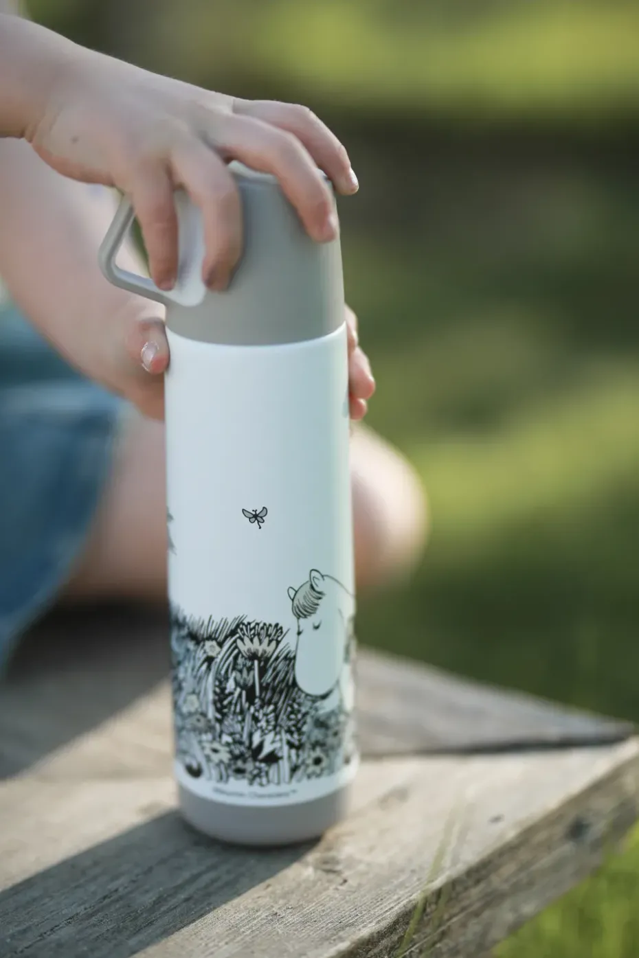 Termo Mumin Graphic 50 cl, Blanco-negro