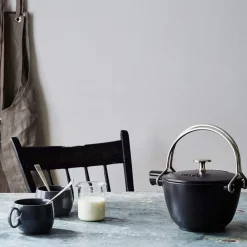 Tetera redonda Staub 1,15 L, negro