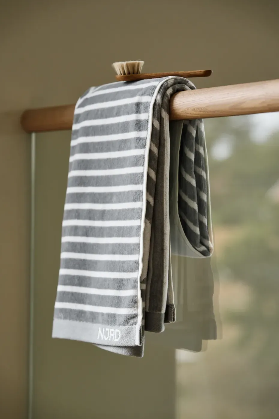 Toalla de baño Stripes 70x140 cm, gris