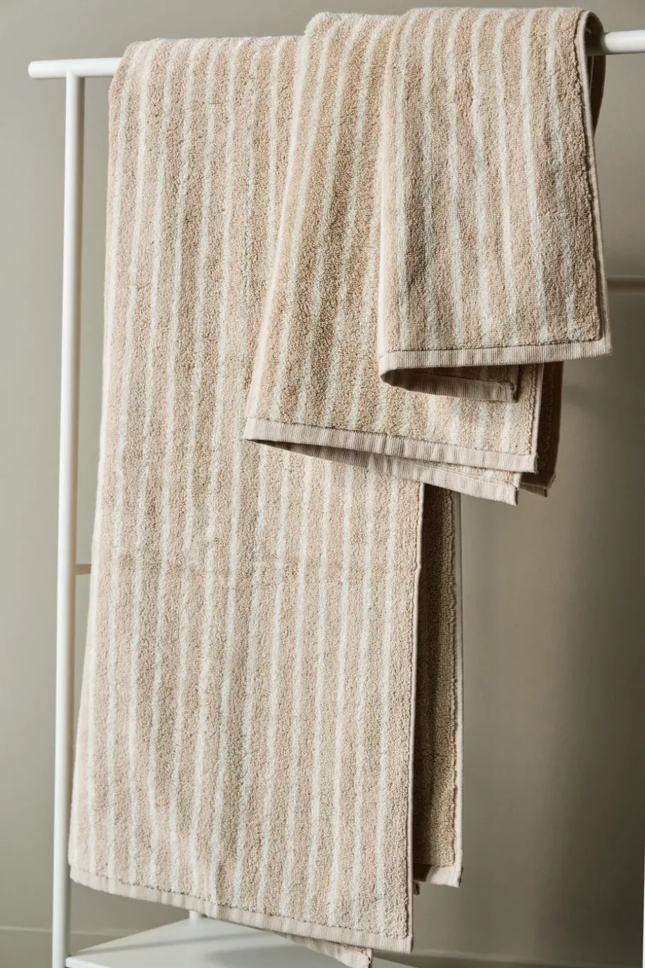 Toalla Drift 30x50 cm, Beige-blanco