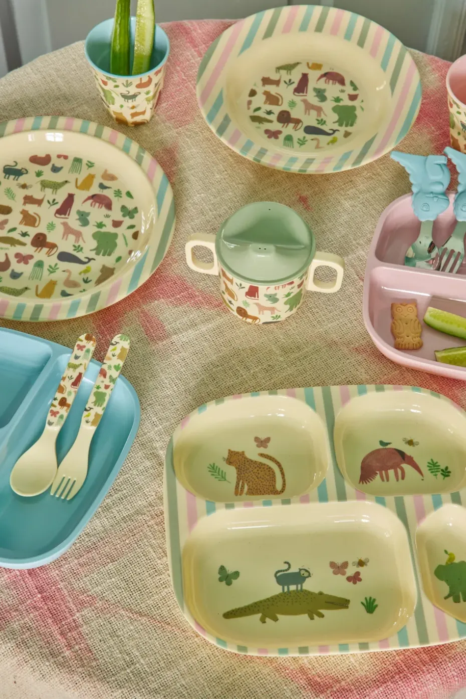 Vajilla infantil Rice 4 piezas, Estampado Jungla Dulce - Crema