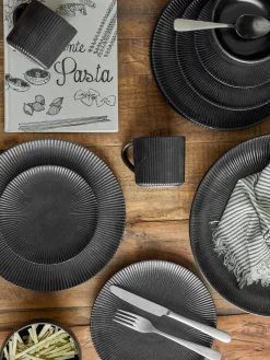 Vajilla Neri 12 piezas, Negro