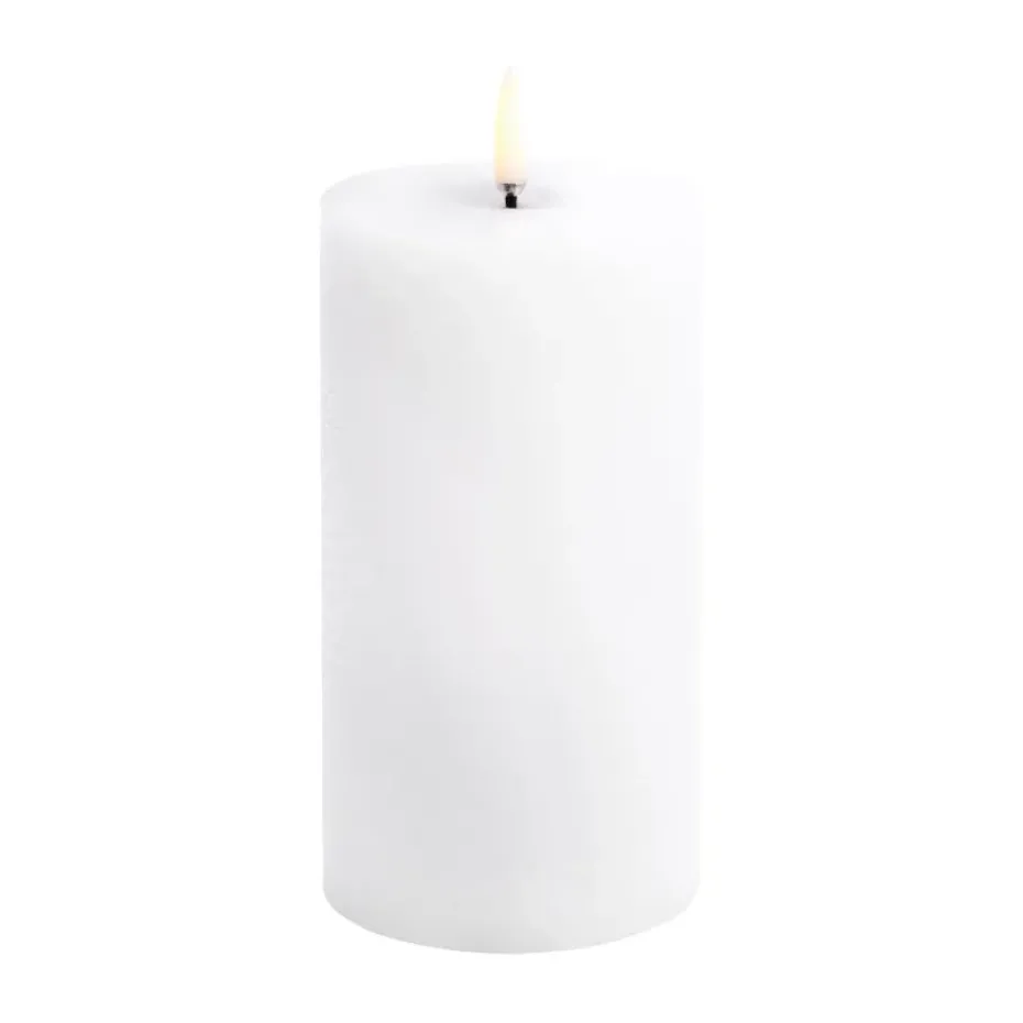 Vela gruesa Uyuni LED derretida, Blanco rústico, Ø7,8x15 cm